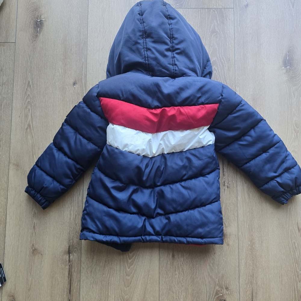 Reebok Boys' Color Blocked Long Sleeve Puffer Jacket Coat Winter Size 5 6 - Picture 6 of 6
